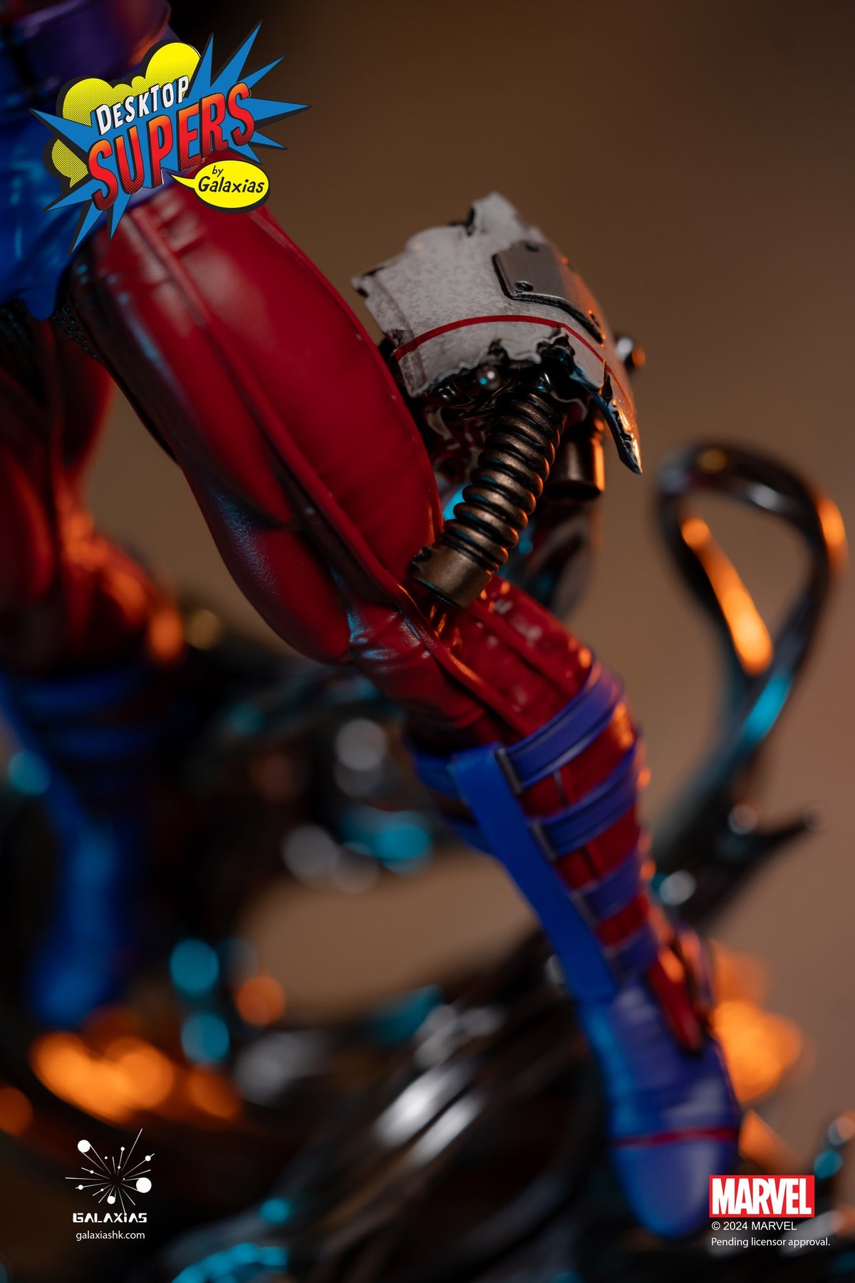 GALAXIAS MAGNETO 1/8 SCALE