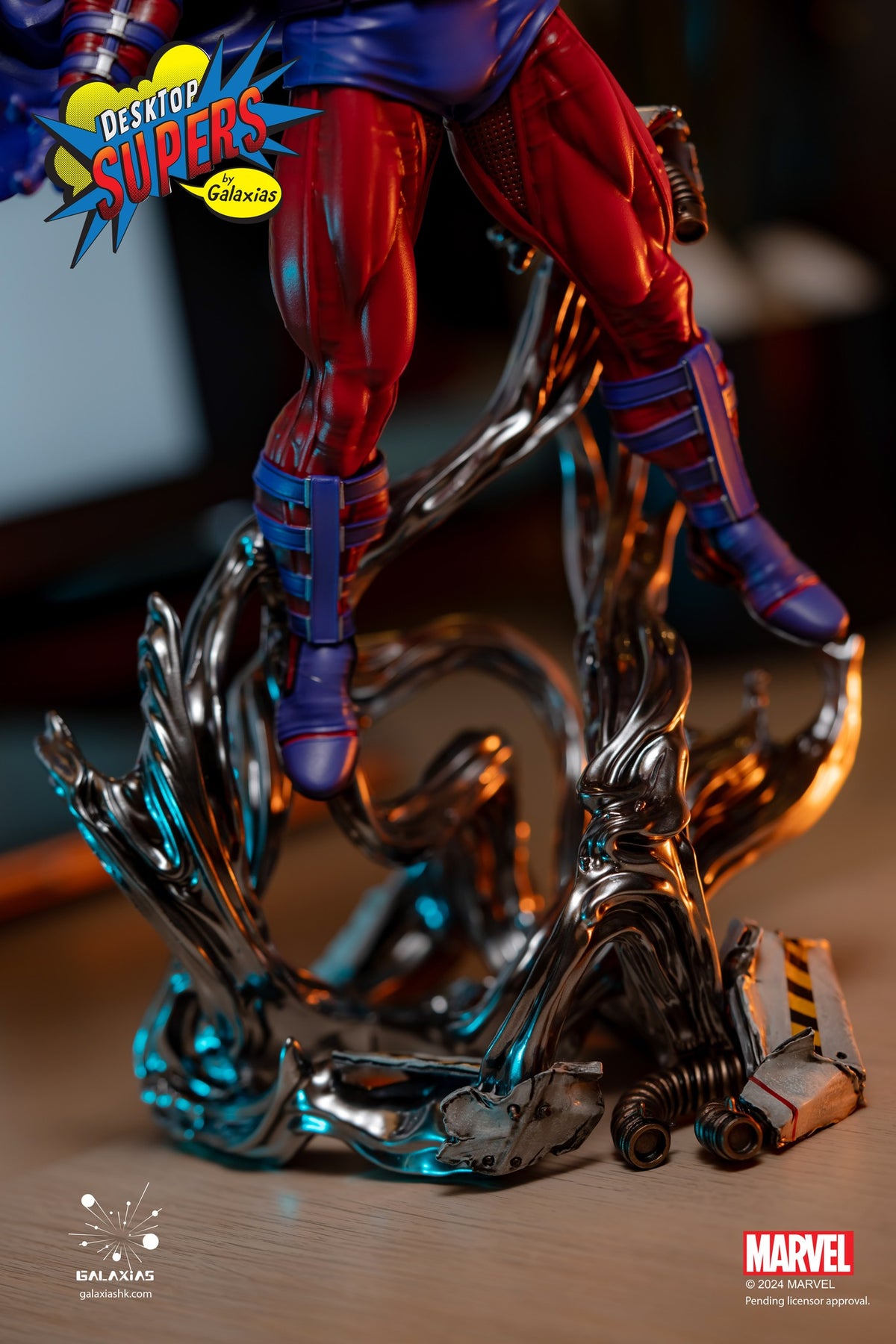 GALAXIAS MAGNETO 1/8 SCALE