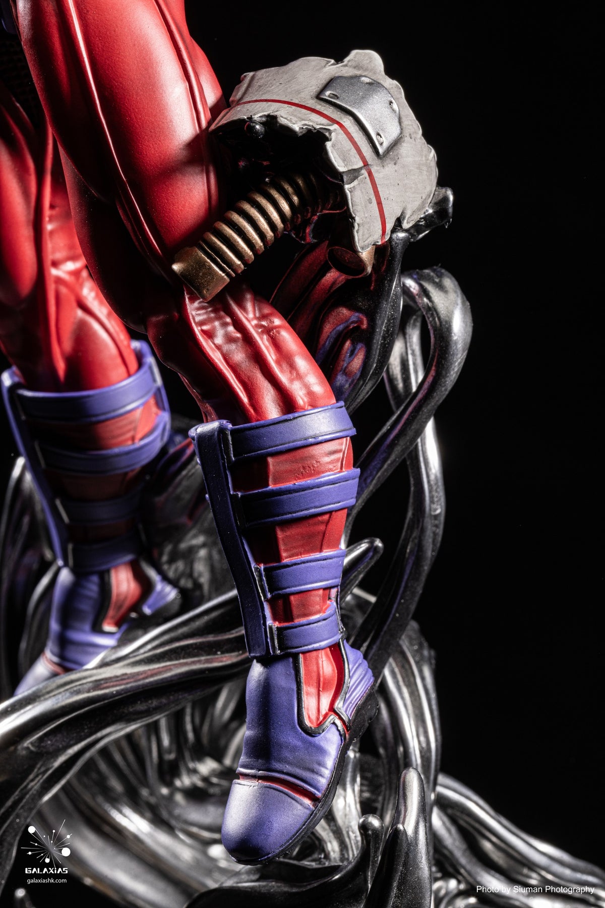 GALAXIAS MAGNETO 1/8 SCALE